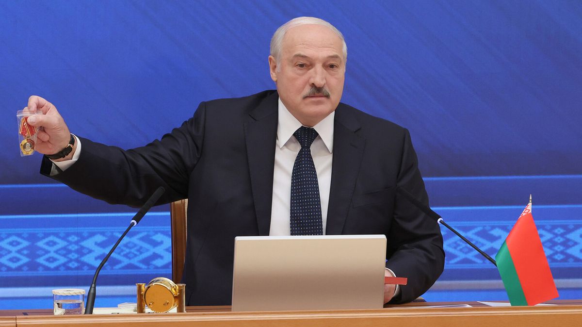 Bělorusko přešlo na „protiteroristický režim“, píše se o mobilizaci